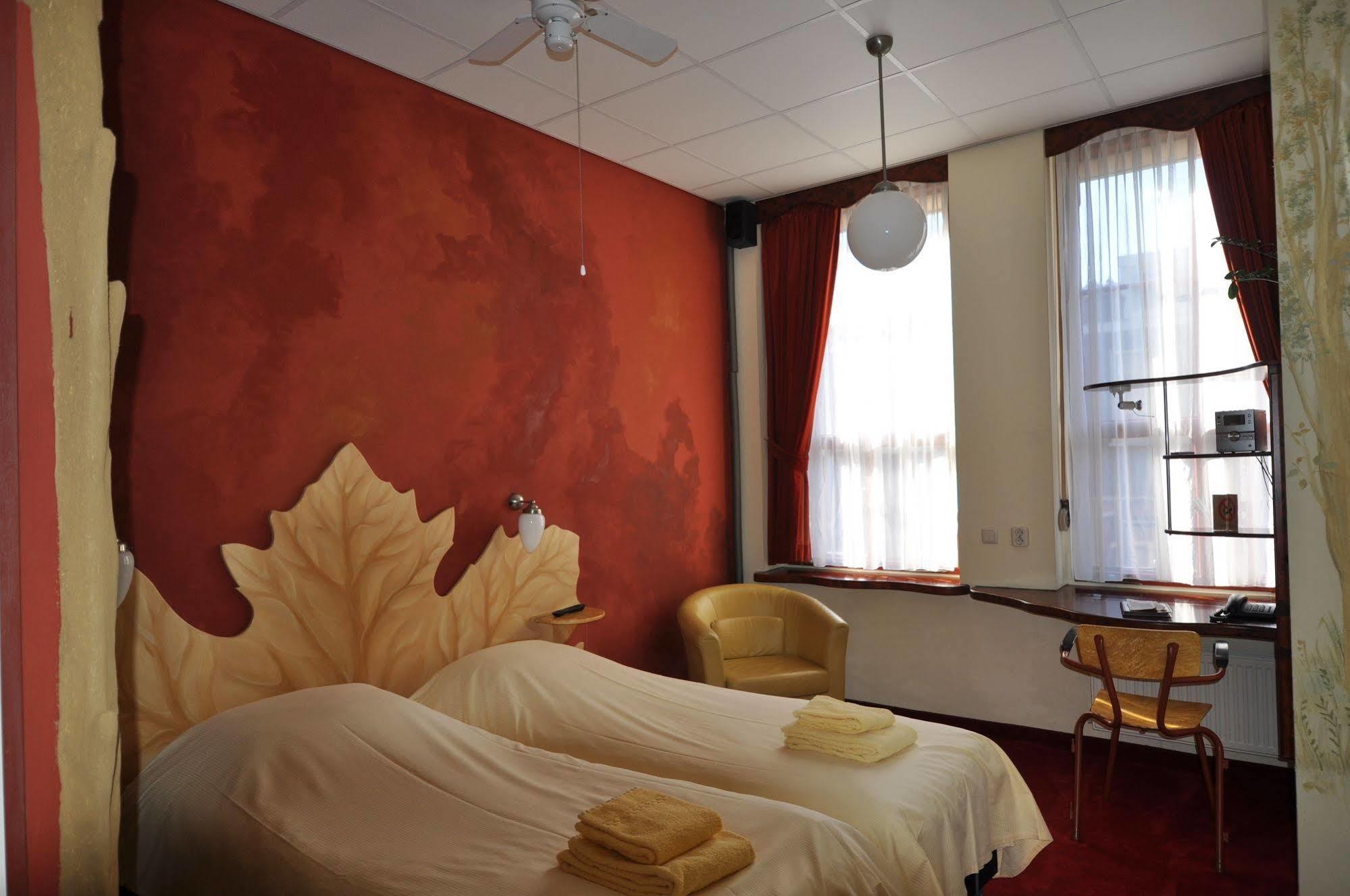 Hotel De Plataan Delft Centrum Dış mekan fotoğraf
